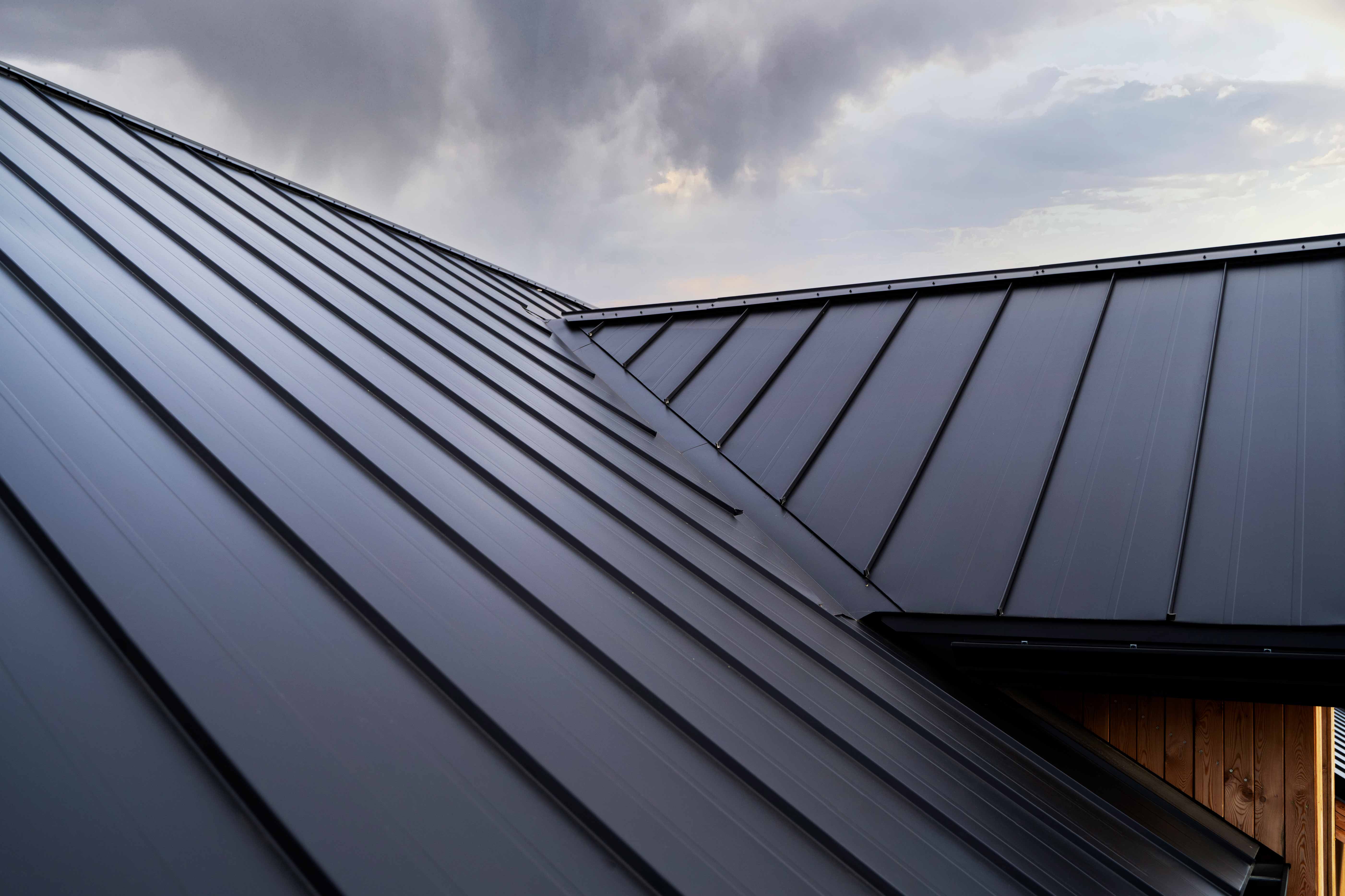 Residential hurricane roof damage claim